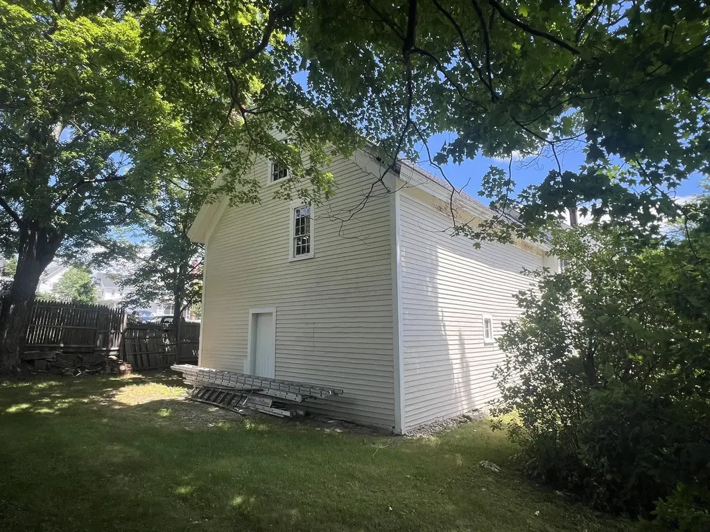 556 Main Street Farmington NH 03835