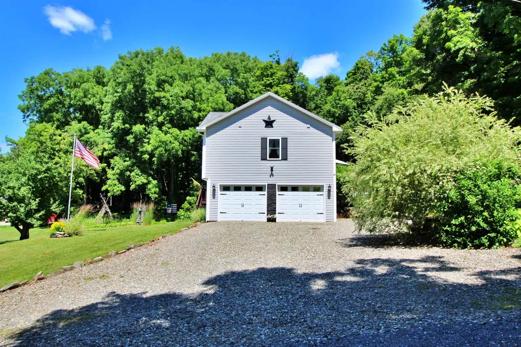 387 St. Albans Road Swanton VT 05488