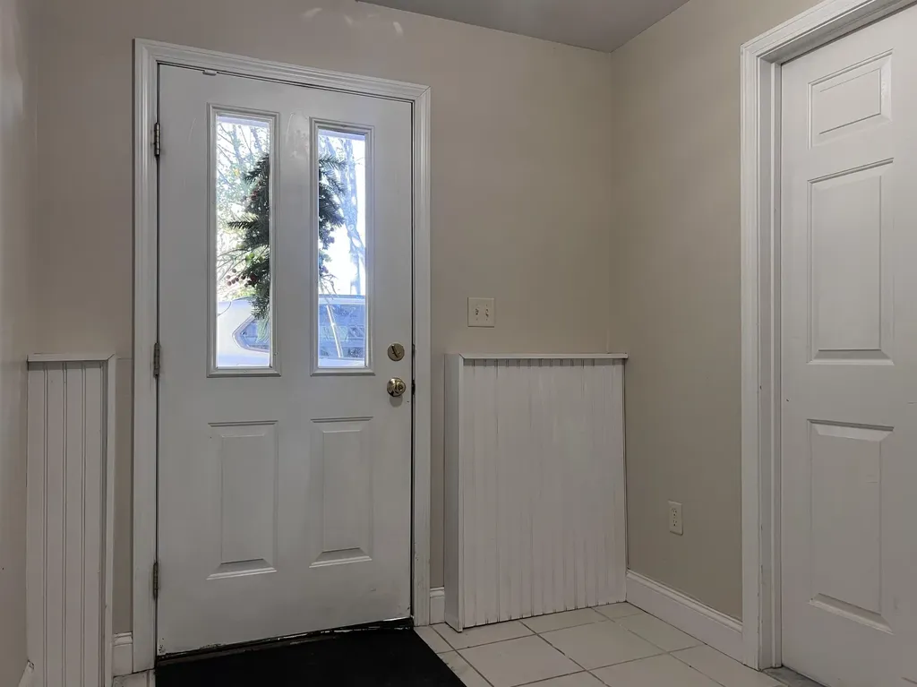 20 Portsmouth Avenue Exeter NH 03833