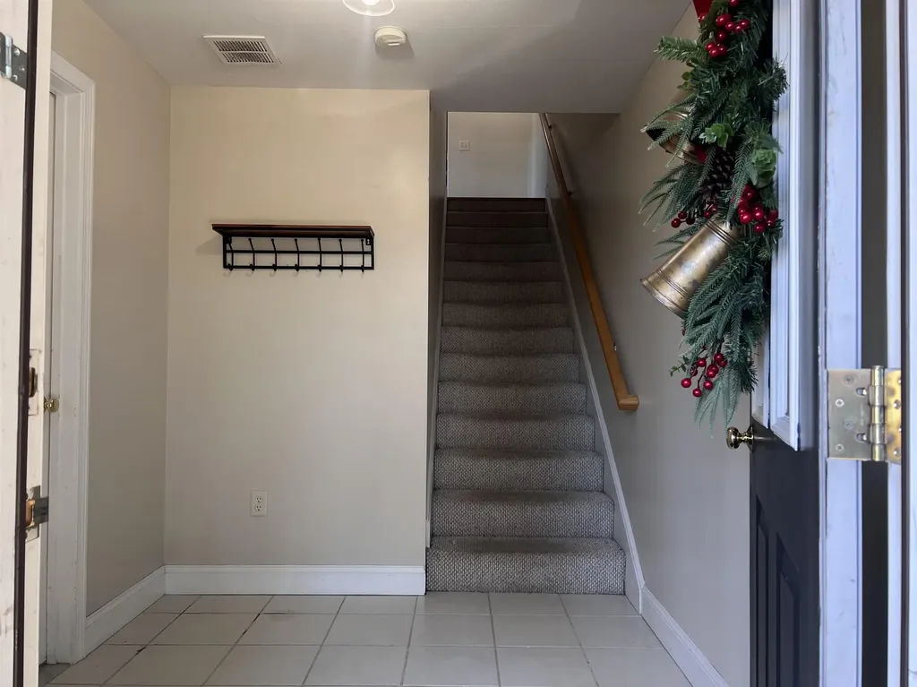 20 Portsmouth Avenue Exeter NH 03833
