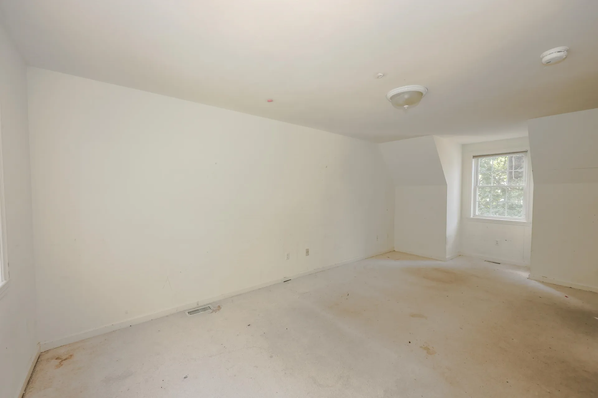 17 Glencliff Way Nashua NH 03063