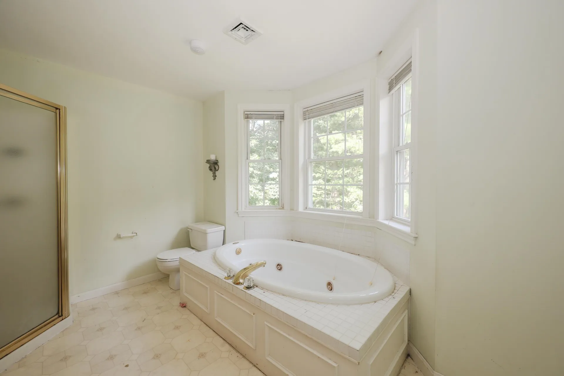 17 Glencliff Way Nashua NH 03063