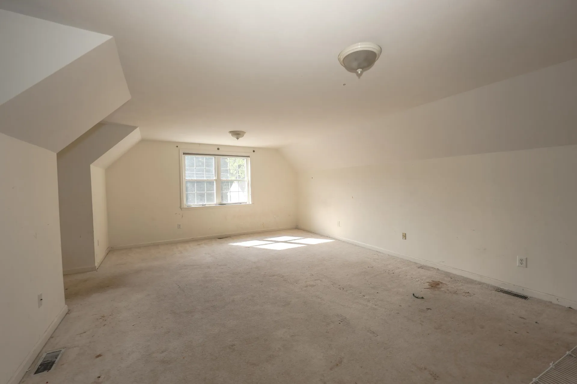17 Glencliff Way Nashua NH 03063
