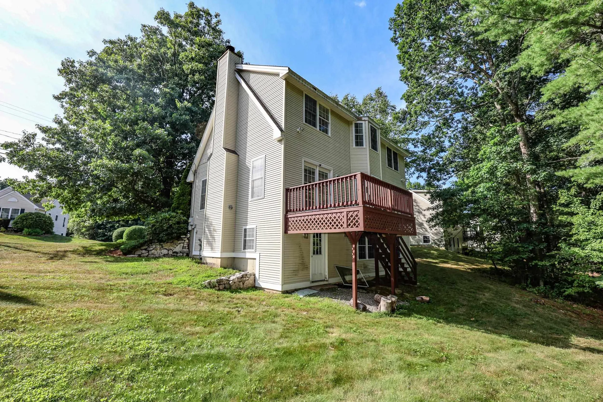 17 Glencliff Way Nashua NH 03063