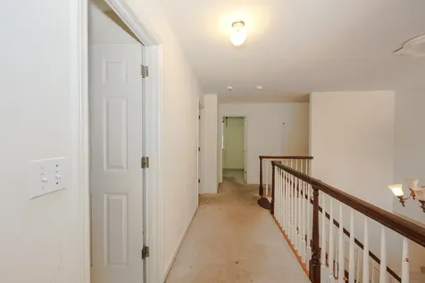 17 Glencliff Way Nashua NH 03063