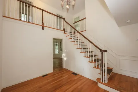 17 Glencliff Way Nashua NH 03063