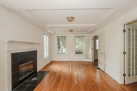 17 Glencliff Way Nashua NH 03063