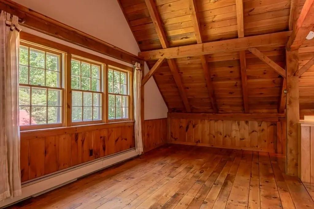 2734 Mad Tom Road Dorset VT 05253