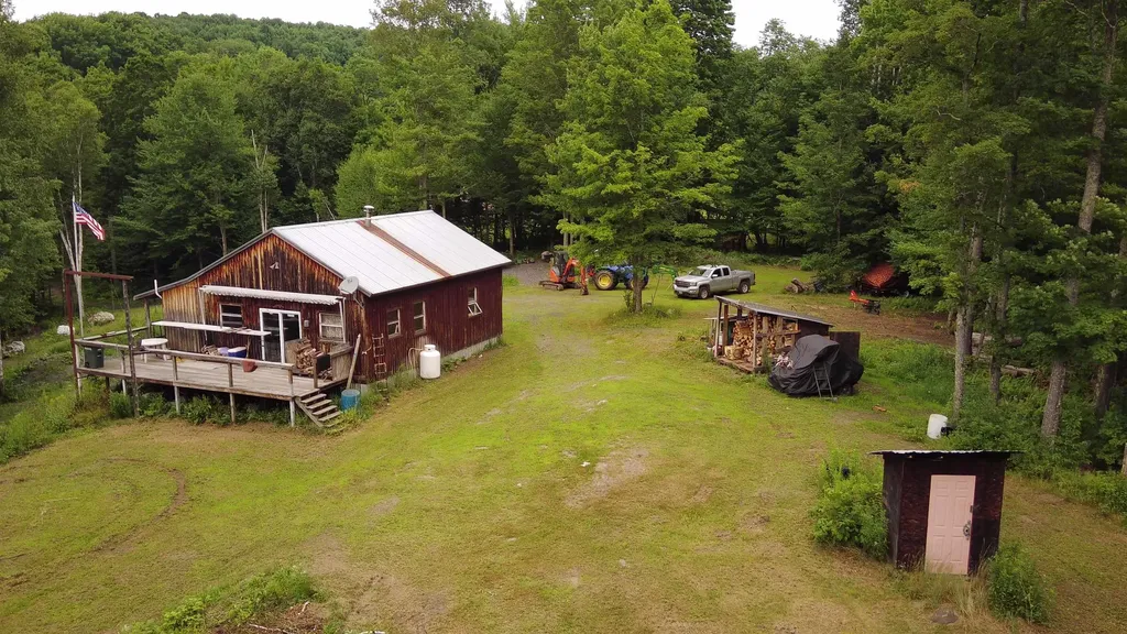 237 Upper Maloney Road Brookfield VT 05036