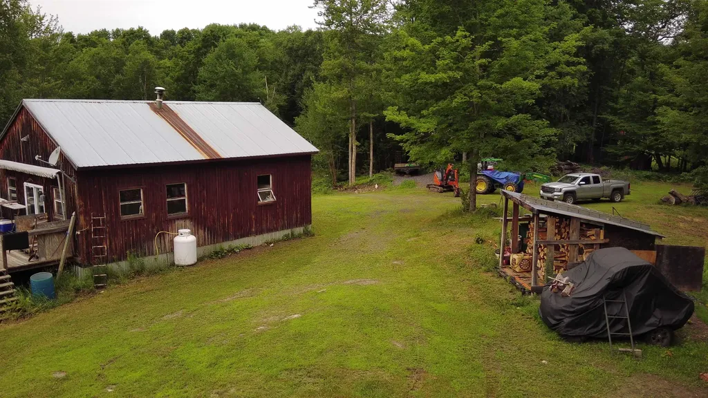 237 Upper Maloney Road Brookfield VT 05036