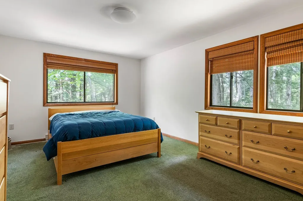 49 Longwood Drive Grantham NH 03753