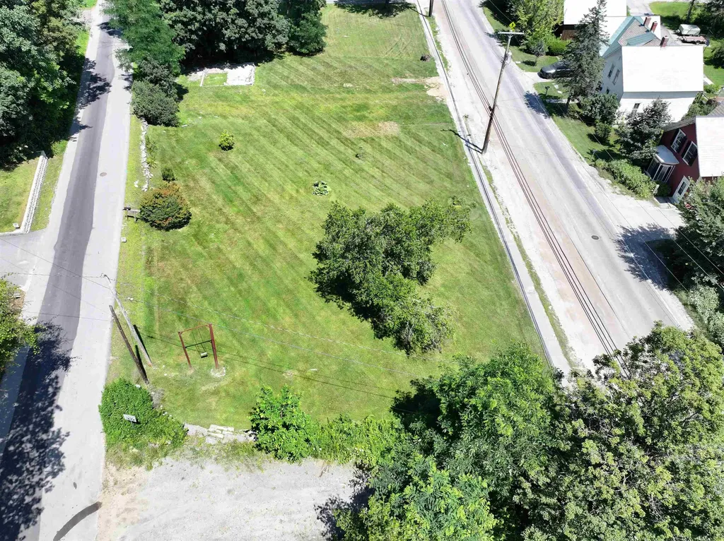 427 Depot Street Chester VT 05143