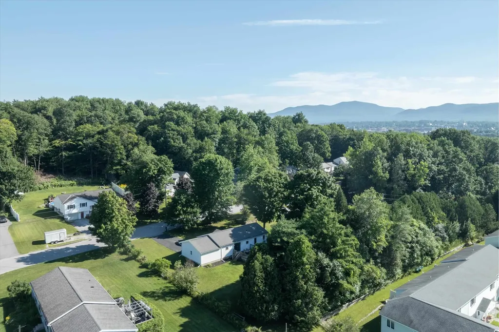 15 Stone Ridge Drive Rutland City VT 05701
