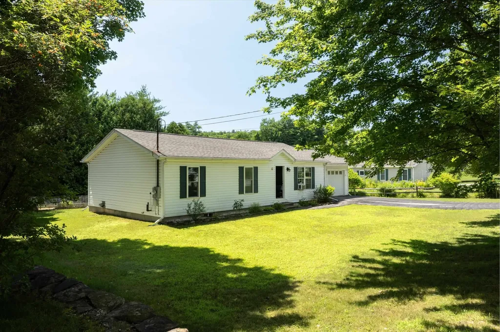 15 Stone Ridge Drive Rutland City VT 05701