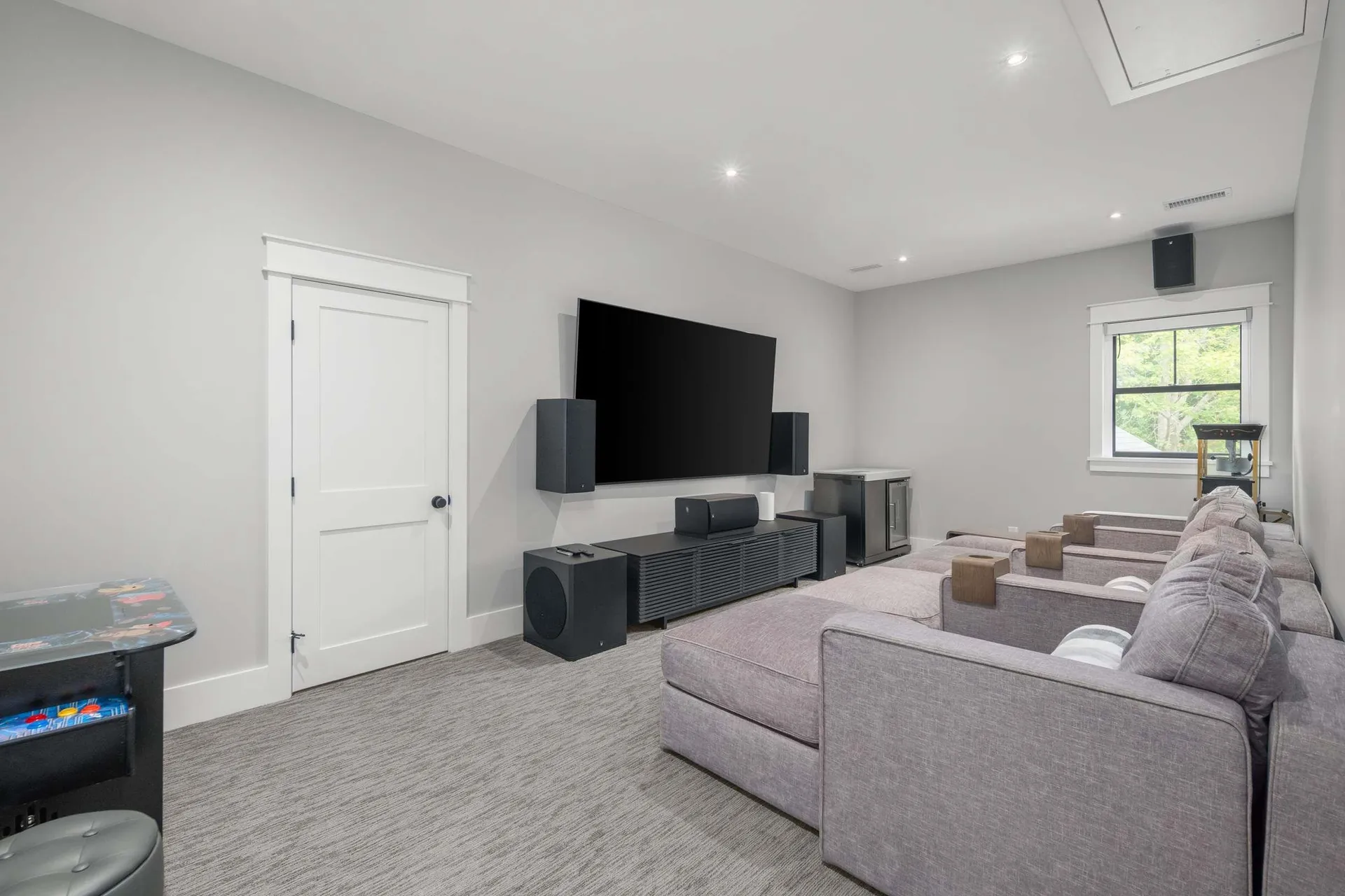 565 York Street York ME 03911