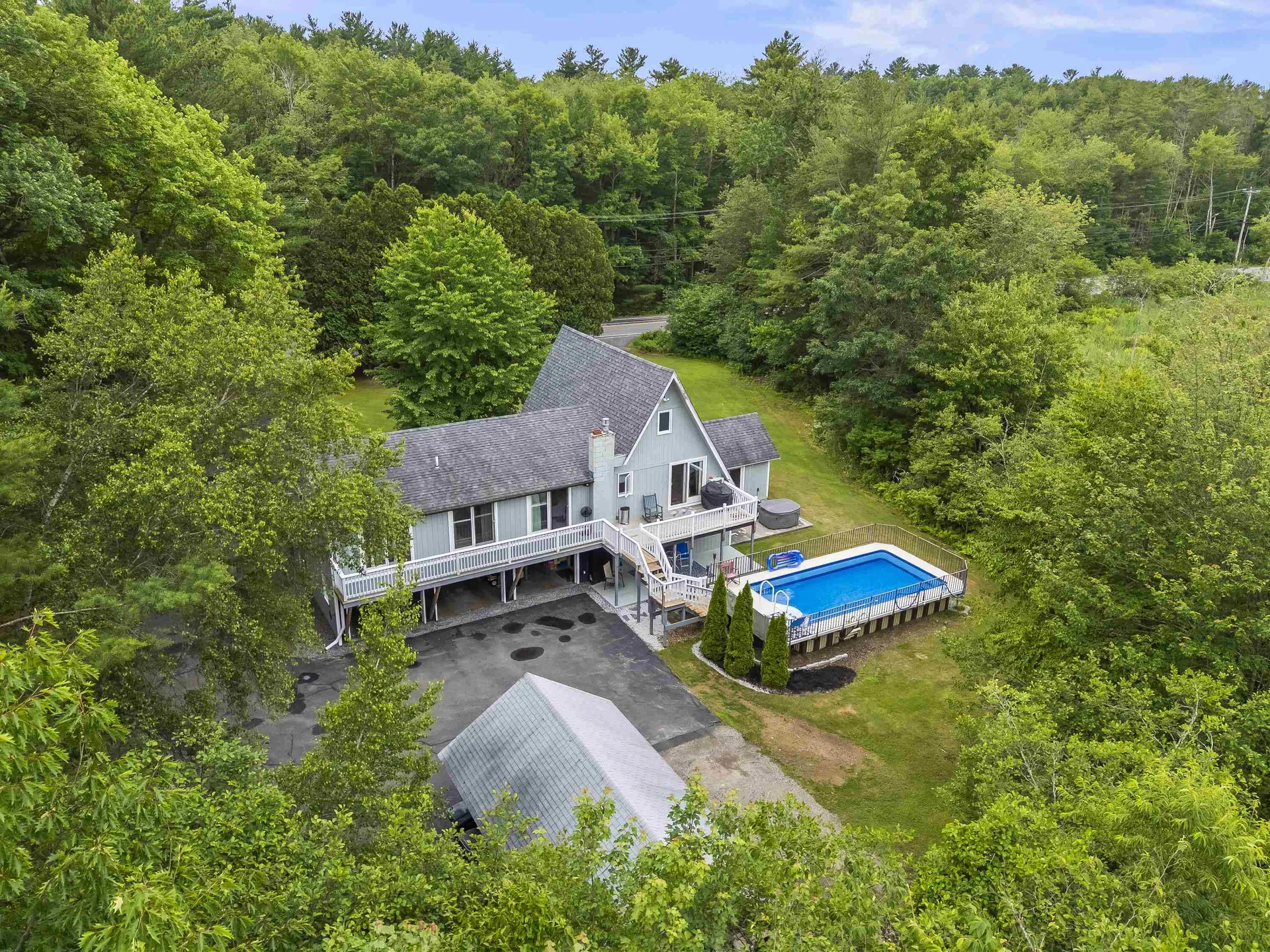 19 North Road North Hampton NH 03862