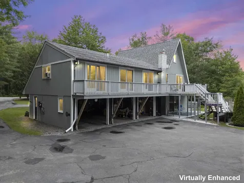 19 North Road North Hampton NH 03862