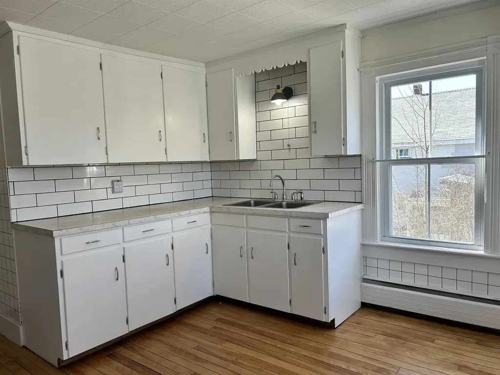88 Bowman Street Laconia NH 03246
