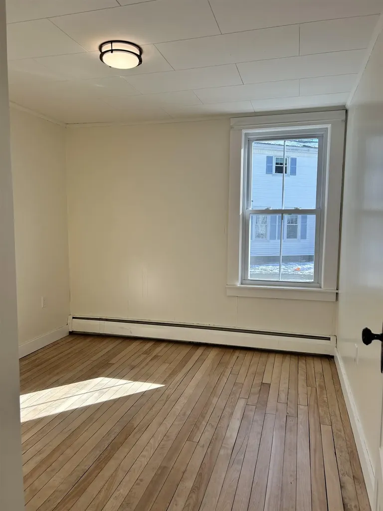 88 Bowman Street Laconia NH 03246