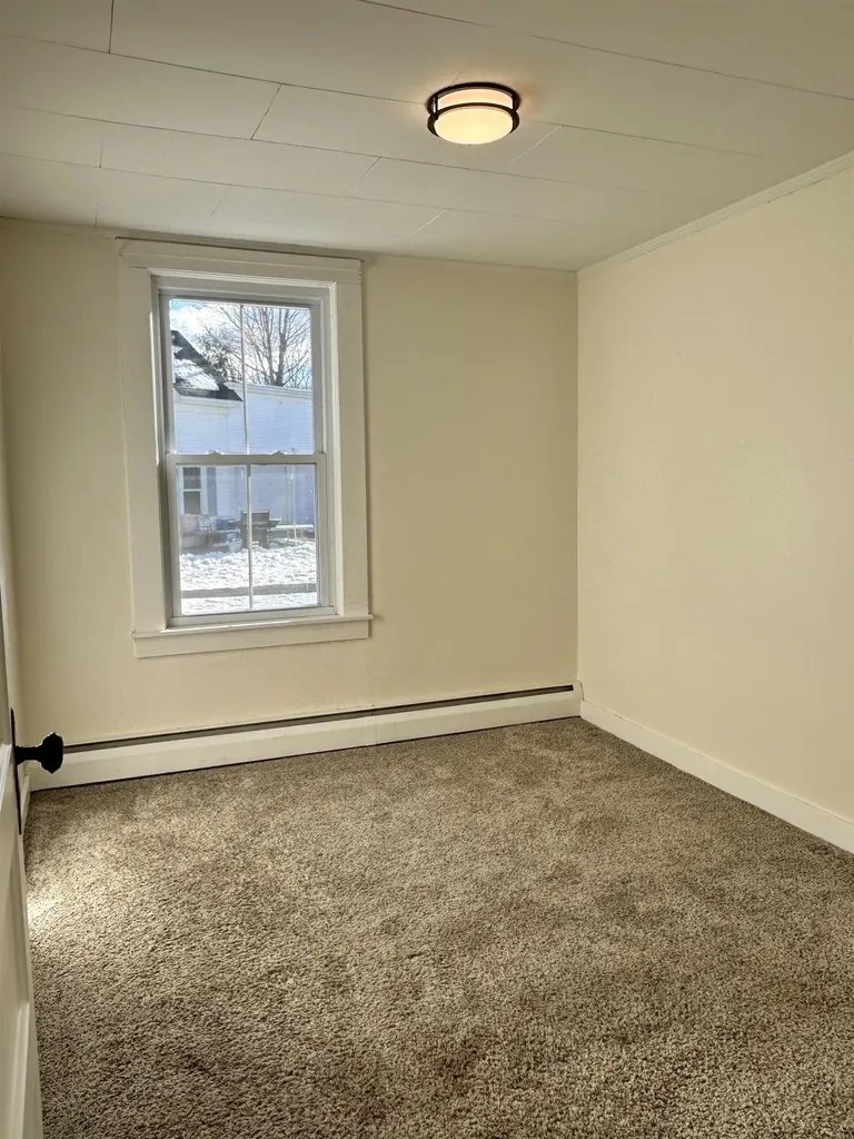 88 Bowman Street Laconia NH 03246