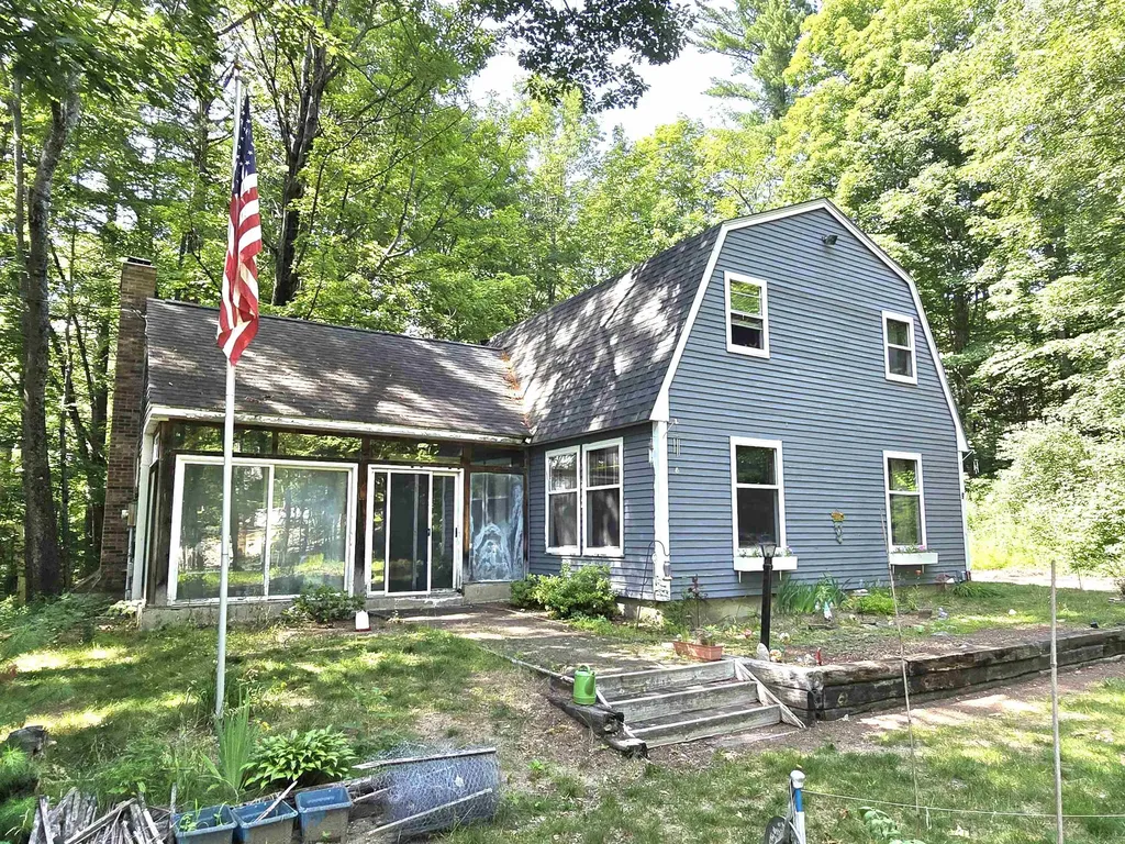 9 Burdett Road Bartlett NH 03845