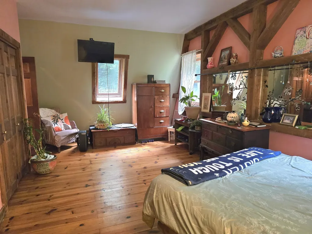 9 Burdett Road Bartlett NH 03845