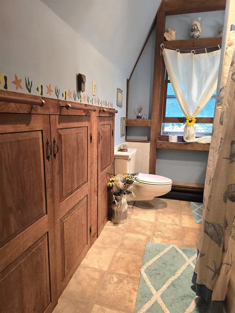 9 Burdett Road Bartlett NH 03845
