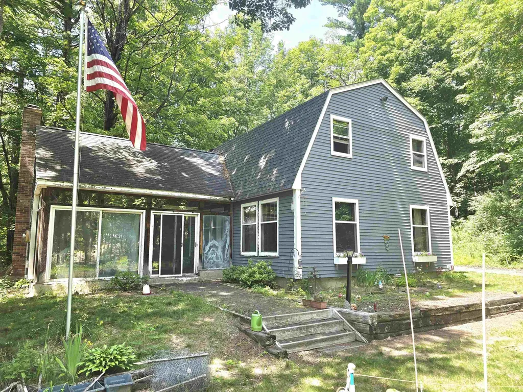 9 Burdett Road Bartlett NH 03845