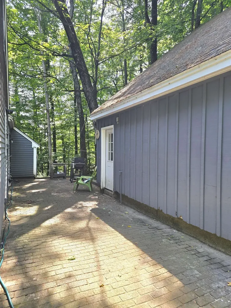 9 Burdett Road Bartlett NH 03845
