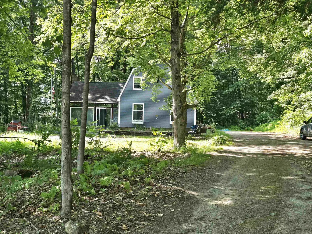 9 Burdett Road Bartlett NH 03845