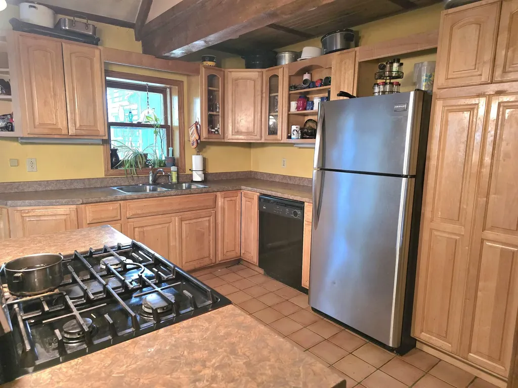 9 Burdett Road Bartlett NH 03845