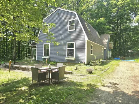 9 Burdett Road Bartlett NH 03845