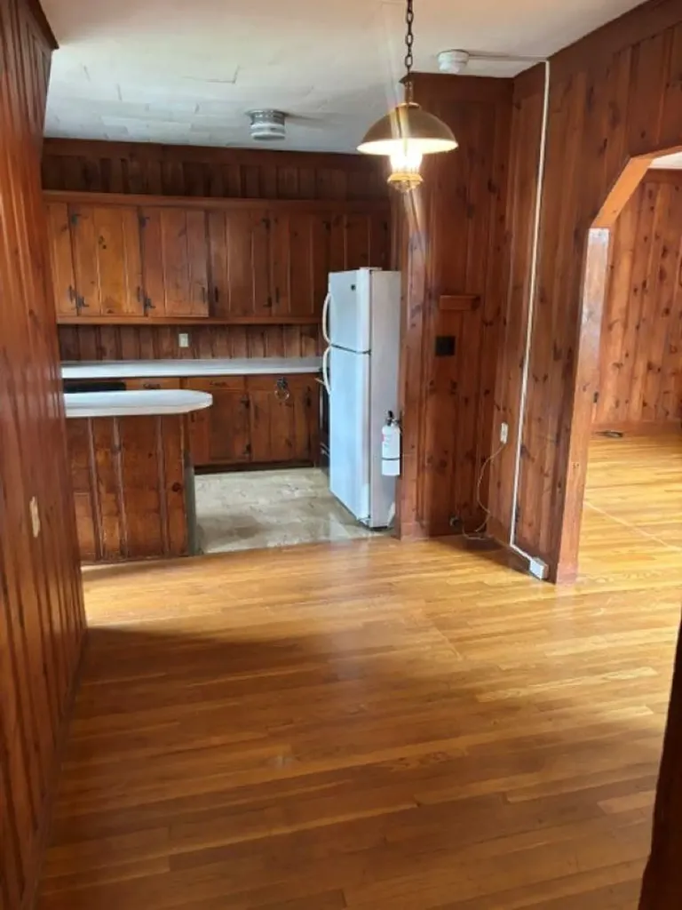 8 Dale Street Wilton NH 03086