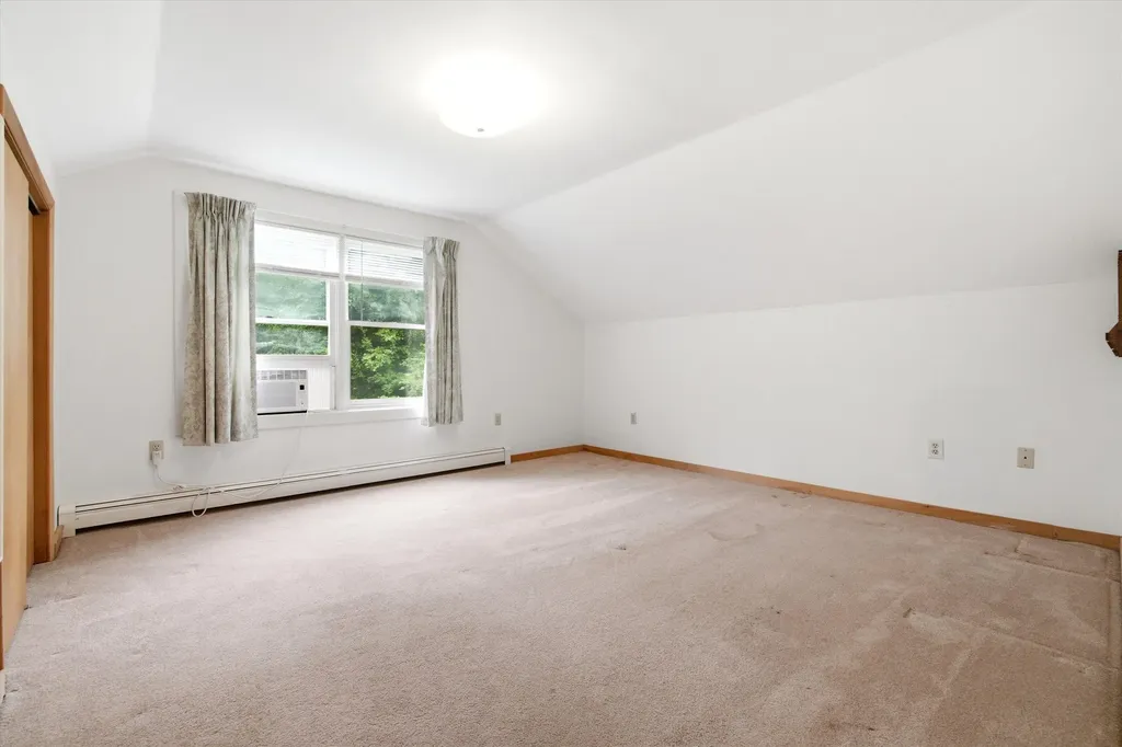18 Ring Hill Road Bradford NH 03221