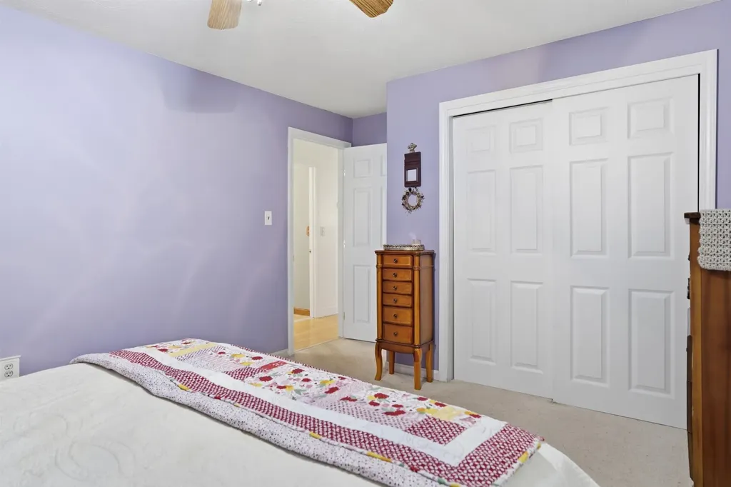 6 Birch Court Raymond NH 03077