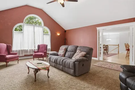 6 Birch Court Raymond NH 03077