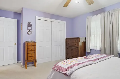 6 Birch Court Raymond NH 03077