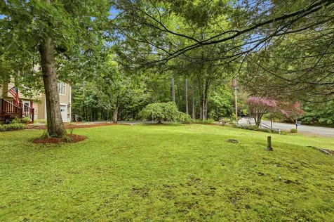 6 Birch Court Raymond NH 03077