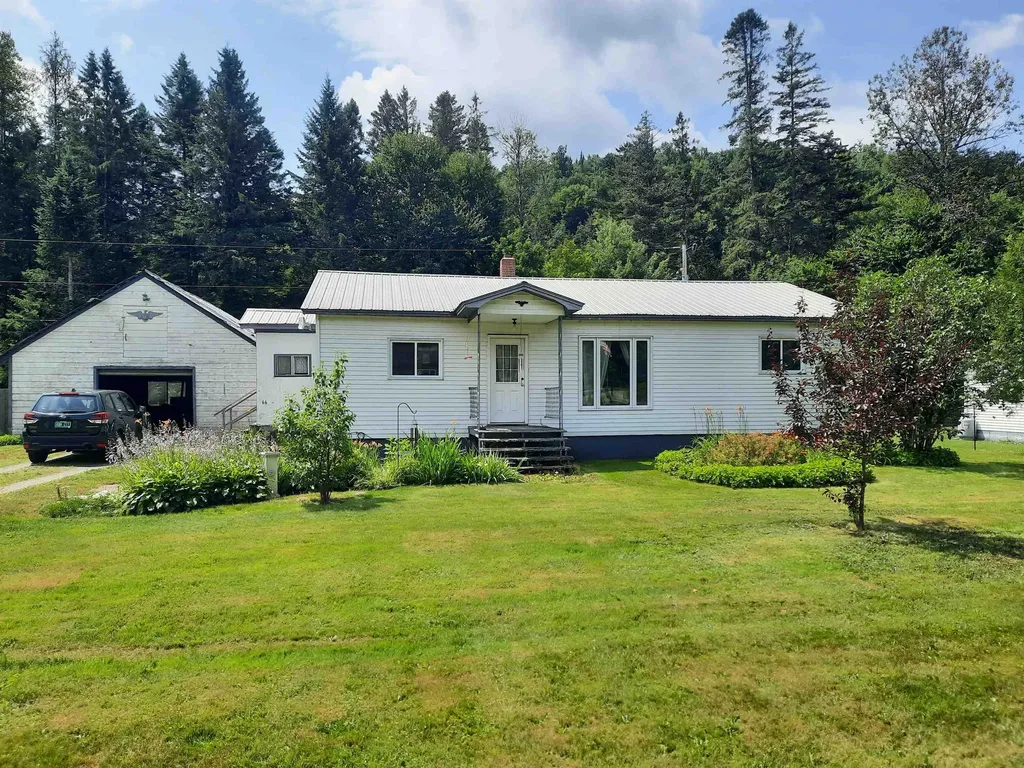66 Pariseau Drive Canaan VT 05902