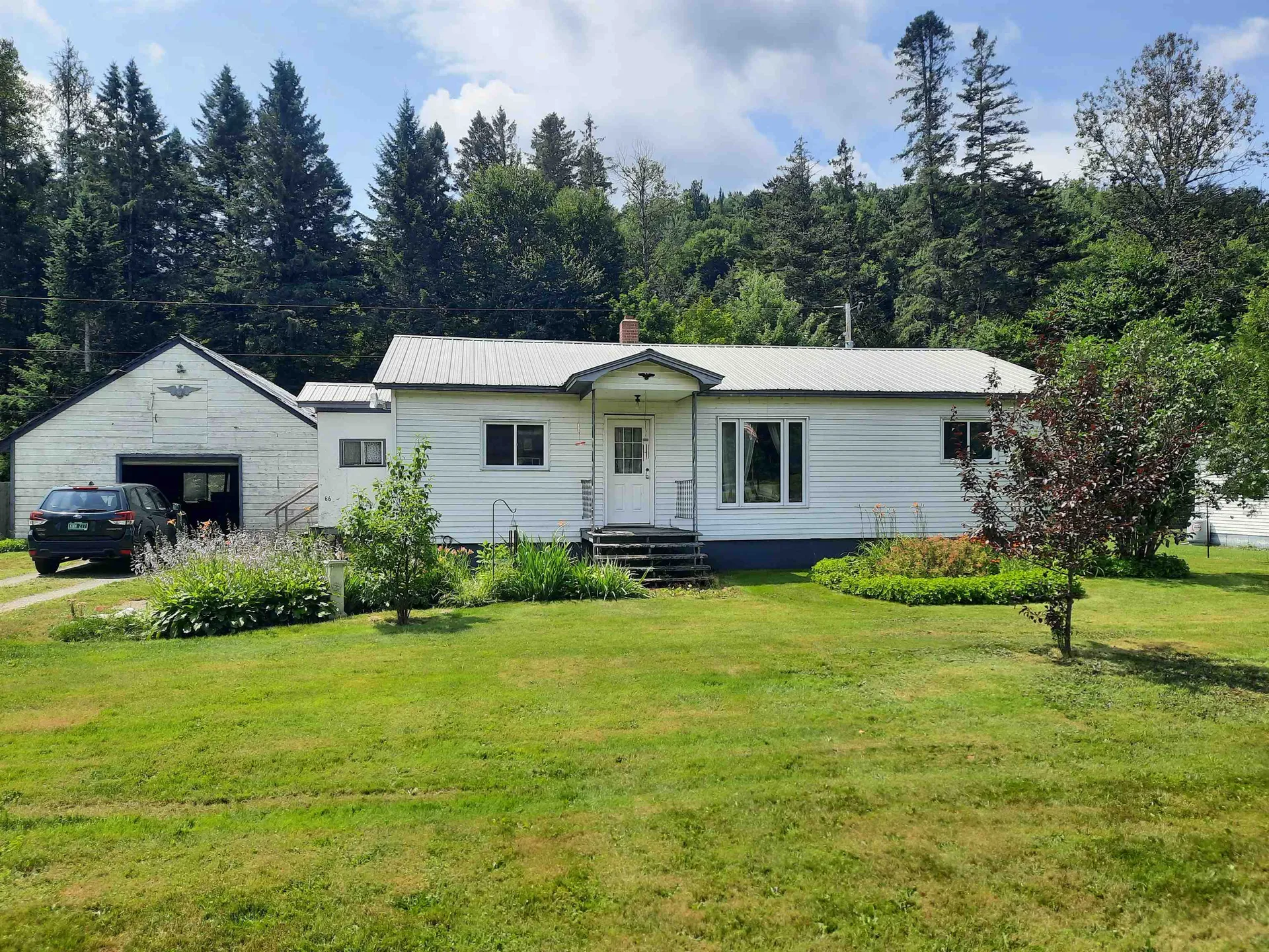 66 Pariseau Drive Canaan VT 05902