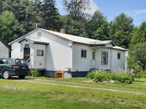 66 Pariseau Drive Canaan VT 05902
