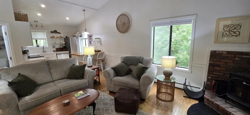 445 Old Quechee Road Hartford VT 05059
