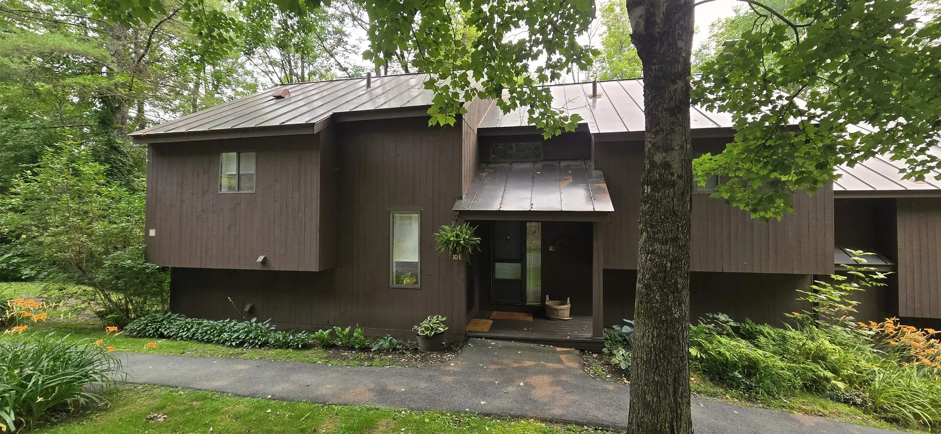 Hartford VT, 445 Old Quechee Road, Unit E