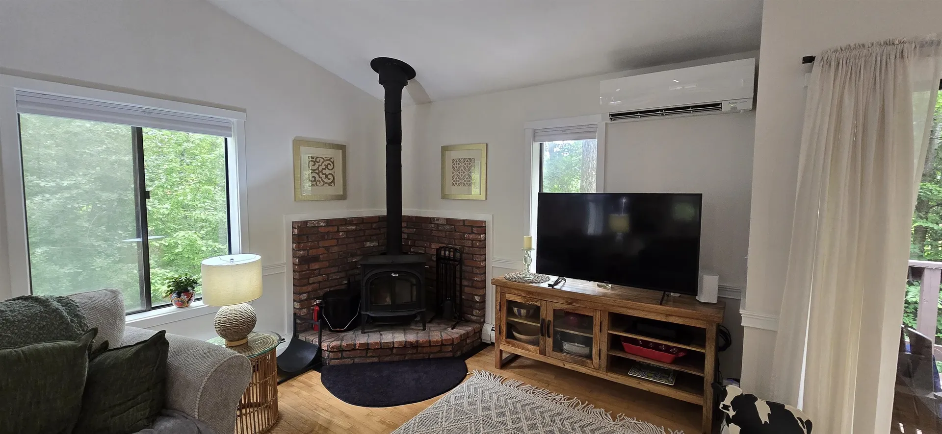 445 Old Quechee Road Hartford VT 05059