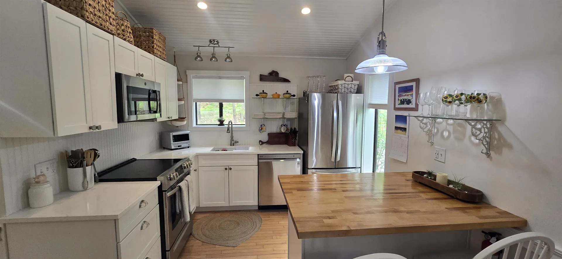 445 Old Quechee Road Hartford VT 05059