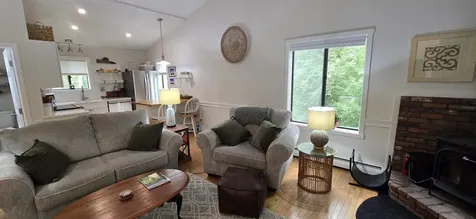 445 Old Quechee Road Hartford VT 05059