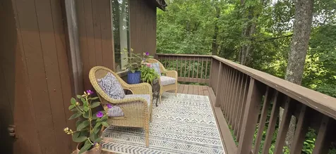 445 Old Quechee Road Hartford VT 05059