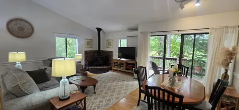 445 Old Quechee Road Hartford VT 05059