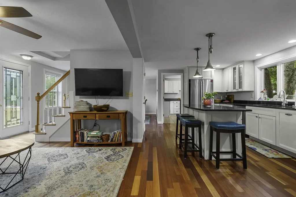 124 Eastside Drive Concord NH 03301