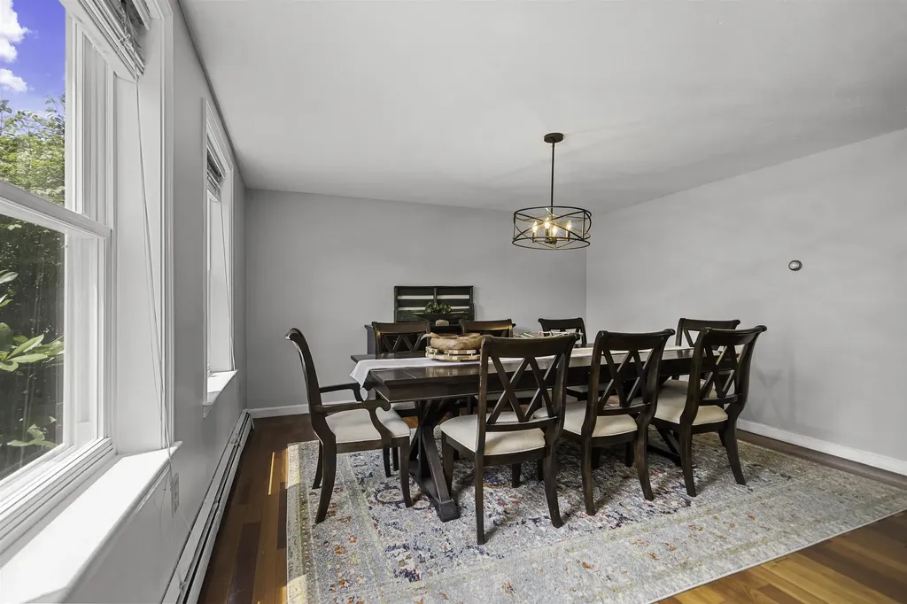 124 Eastside Drive Concord NH 03301